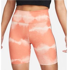 Nike One Luxe Women's 7" Mid-Rise Printed Training Shorts